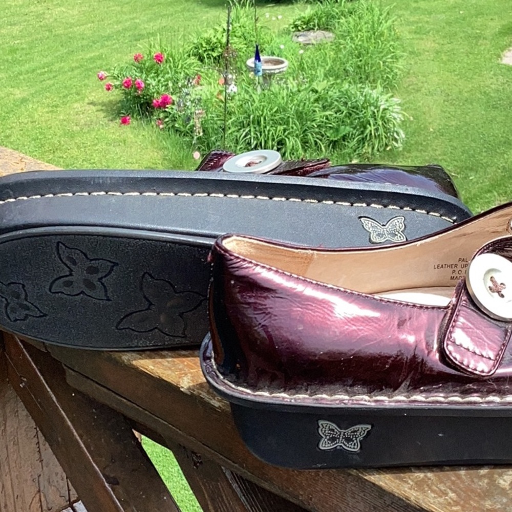 π· BURGUNDY PATENT LEATHER Mary Jane Size 38 = 8/8 1/2 Alegria EPLC π - Picture 5 of 16
